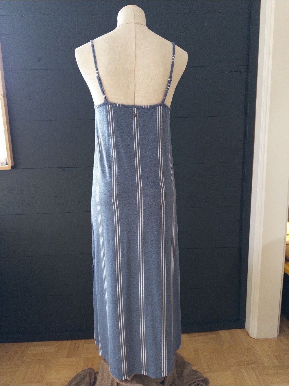 Roxy Promised Land Blue Gray Striped Slip Midi Dress Size M - Picture 8 of 14